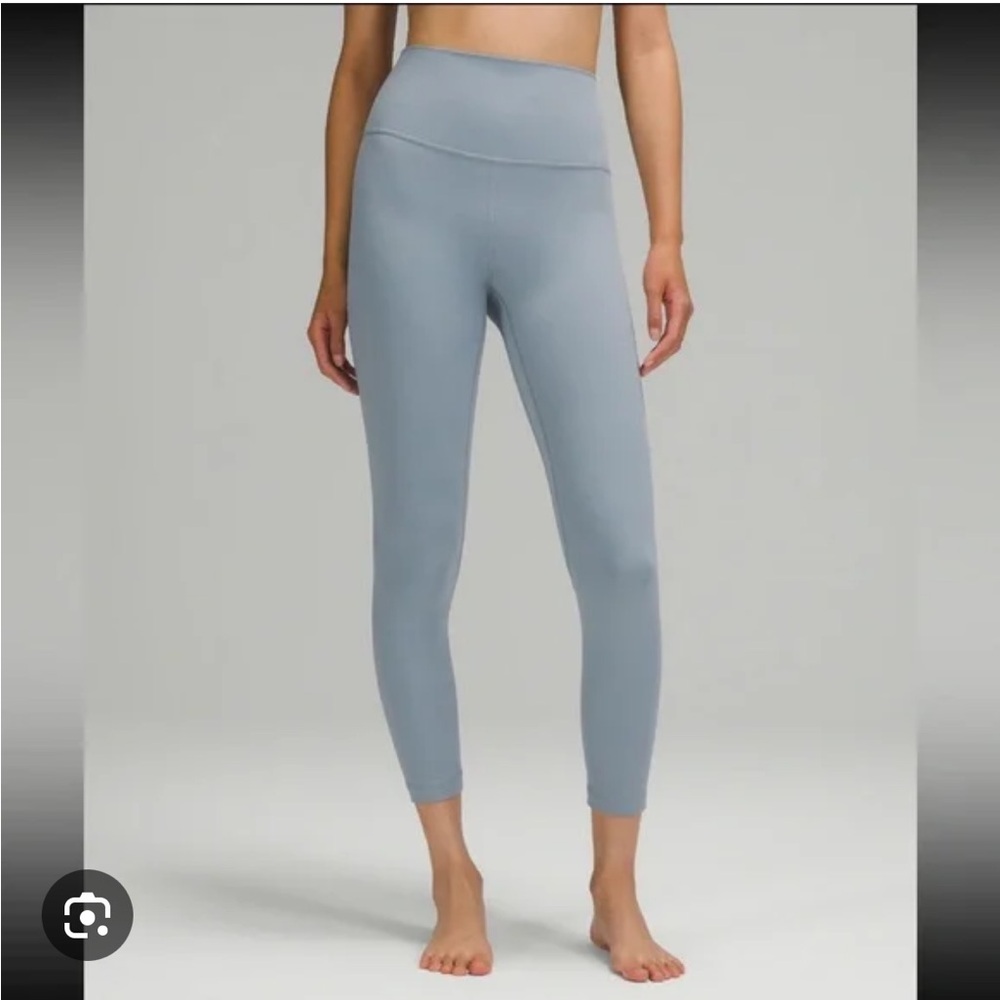 Lululemon Wunder Train High-Rise Tight 25” Chambray Size 4